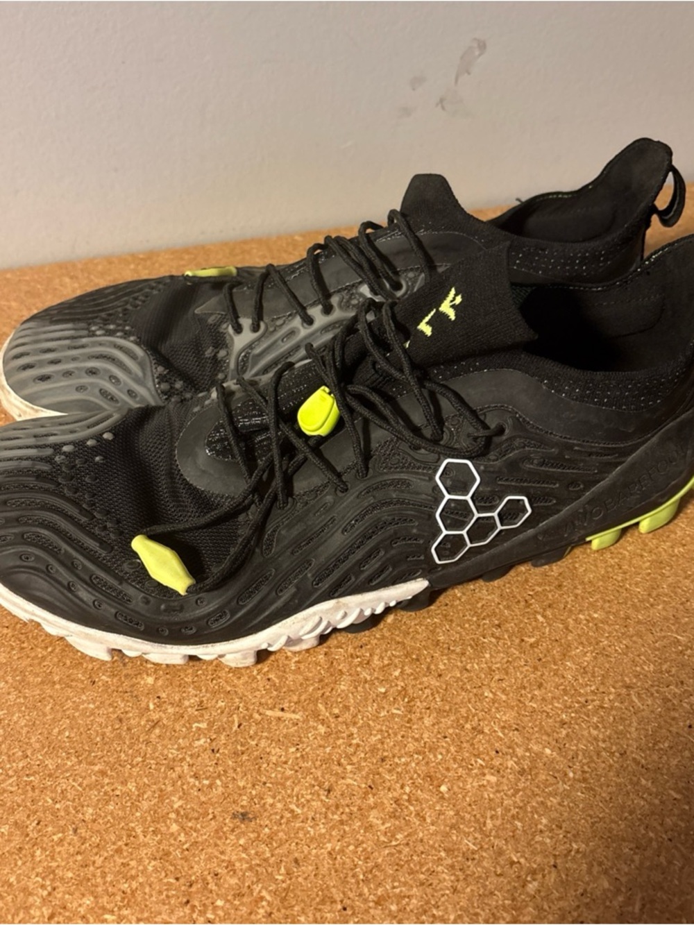 Vivobarefoot Hydra ESC Men’s 10 EU 43 Swimrun Shoes Barefoot Minimalist Michelin